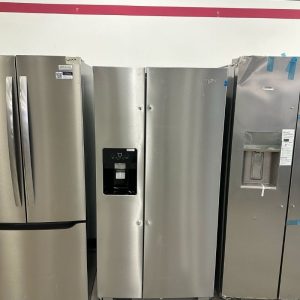 Whirlpool 33" Side-by-Side Refrigerator – 21 Cu.Ft – Stainless Steel – Ice Maker & Water Dispenser – Fingerprint Resistant