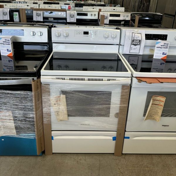 Amana 30" White Glass Top Electric Range – 4 Burners – 4.8 Cu.Ft – Scratch & Dent