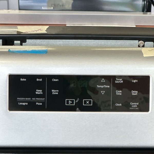 Whirlpool 30" Electric Range – Frozen Bake Tech – Scratch & Dent - Image 2