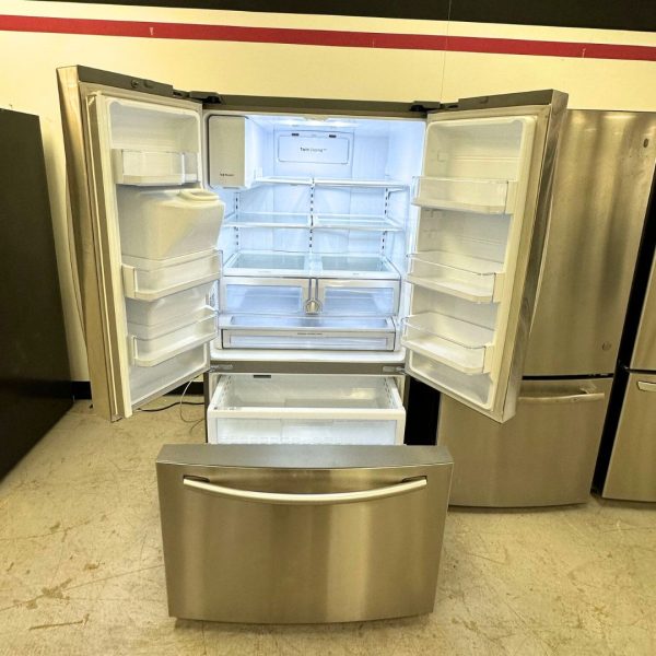 Used Samsung 36" Stainless Steel French Door Refrigerator – 28 Cu.Ft – Water & Ice Dispenser - Image 5