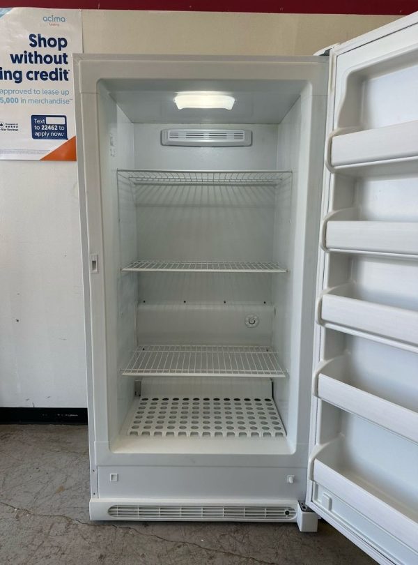 Frigidaire 20 Cu.Ft Upright Freezer – Frost Free – Garage Ready – White - Image 2