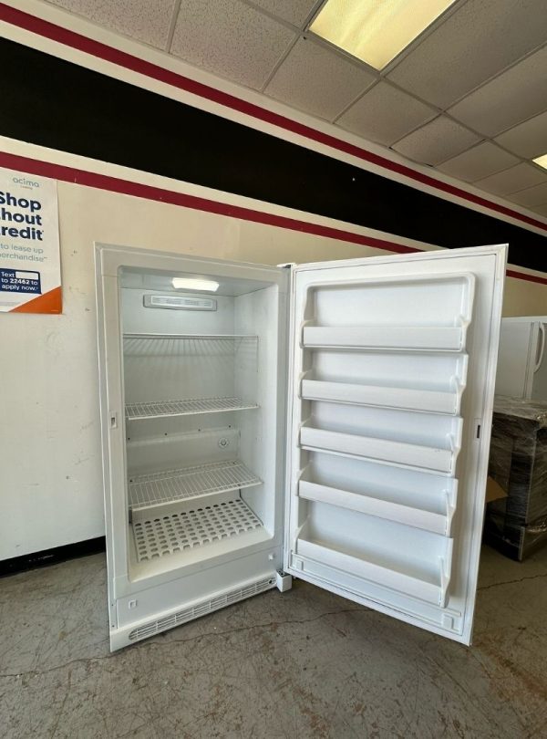 Frigidaire 20 Cu.Ft Upright Freezer – Frost Free – Garage Ready – White - Image 3