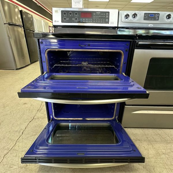 LG 30" Electric Double Oven Range – 6.7 Cu.Ft Capacity – EasyClean System - Image 4